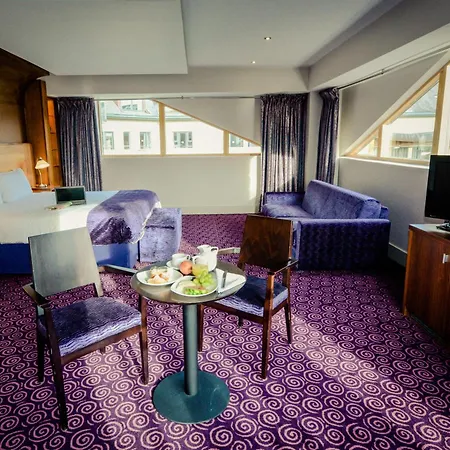 Osprey فندق ناس